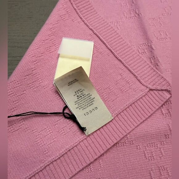 Brand new baby gucci blanket pink comes with box - Picture 4 of 4